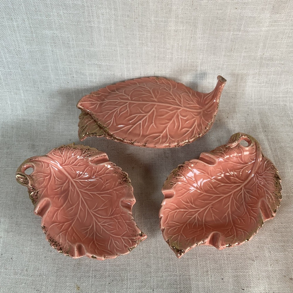 Vtg Set of 4 Pink Coral Leaf Ashtrays Bowl Lid Gold Trim California Pottery #738